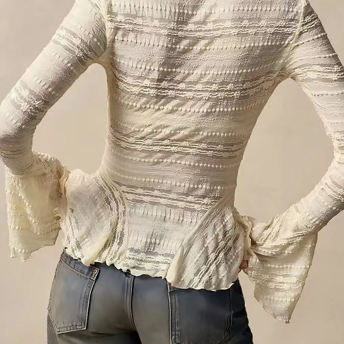 Women'S Wave Lace Trim V-Neck Shirt, Long Flared Sleeve Sheer Texture Ruffle Dress Top, Boho Vintage Elegant Layering Blouse, Perfect for Dates, Brunch, Streetwear, Vacation, Casual